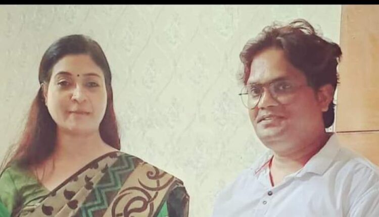 सुश्री अलका लांबा