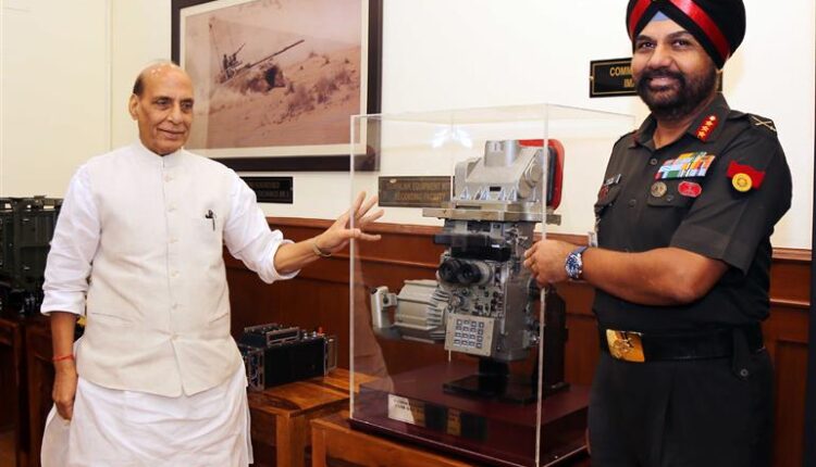 रक्षा मंत्री