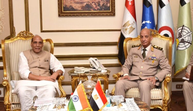 रक्षा मंत्री