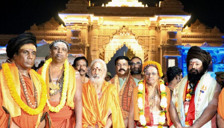 शैव मठाधीशों