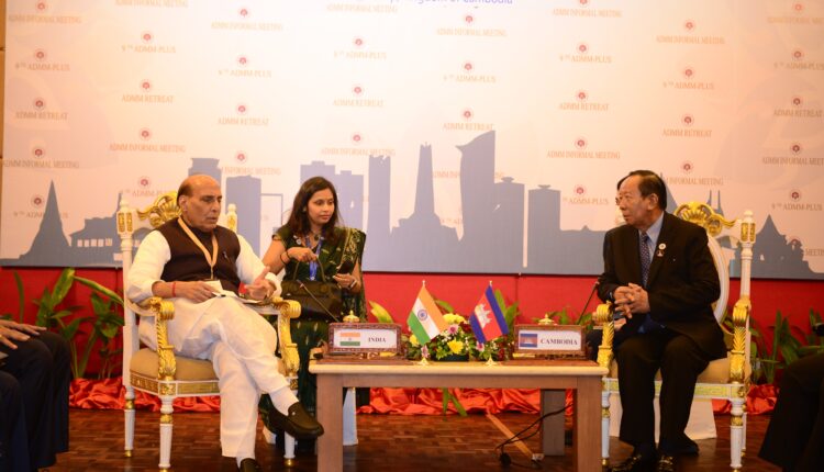 श्री राजनाथ सिंह