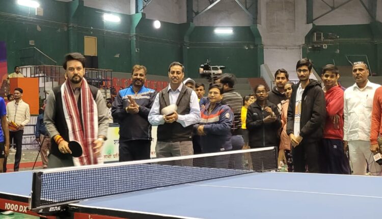 श्री अनुराग ठाकुर