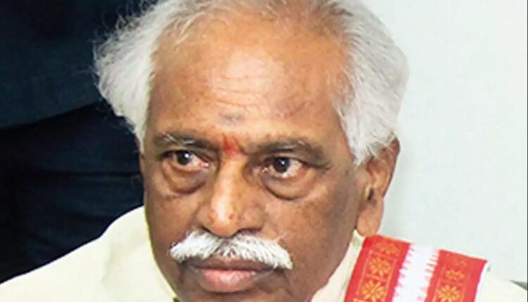 मंत्री-पद